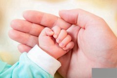 生二胎有困难时，试管婴儿治疗的费用是多少？